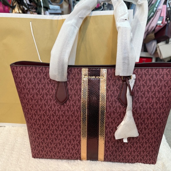 Michael Kors Shiela: Genuine/Authentic : Tote Large MF Tote - Picture 1 of 14